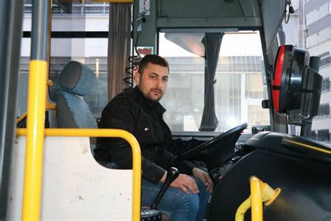 K­a­h­r­a­m­a­n­m­a­r­a­ş­­t­a­ ­h­a­l­k­ ­o­t­o­b­ü­s­ü­n­e­ ­s­a­l­d­ı­r­ı­